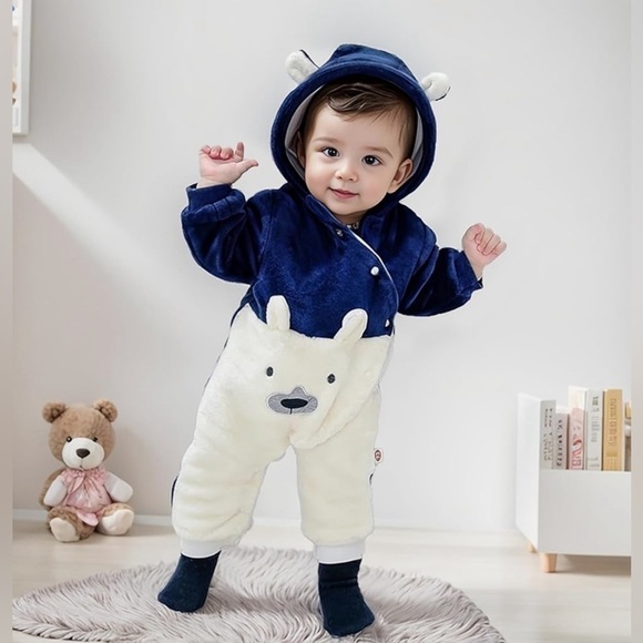 WYTbaby - NWOT-Bear hooded bunting bag/snowsuit. Size 0-3 mo - Picture 1 of 14